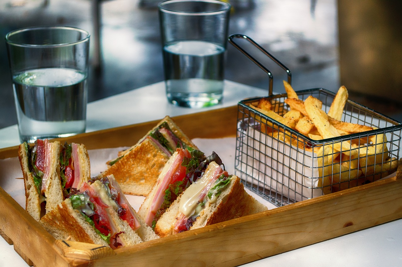 Club-sandwich frites